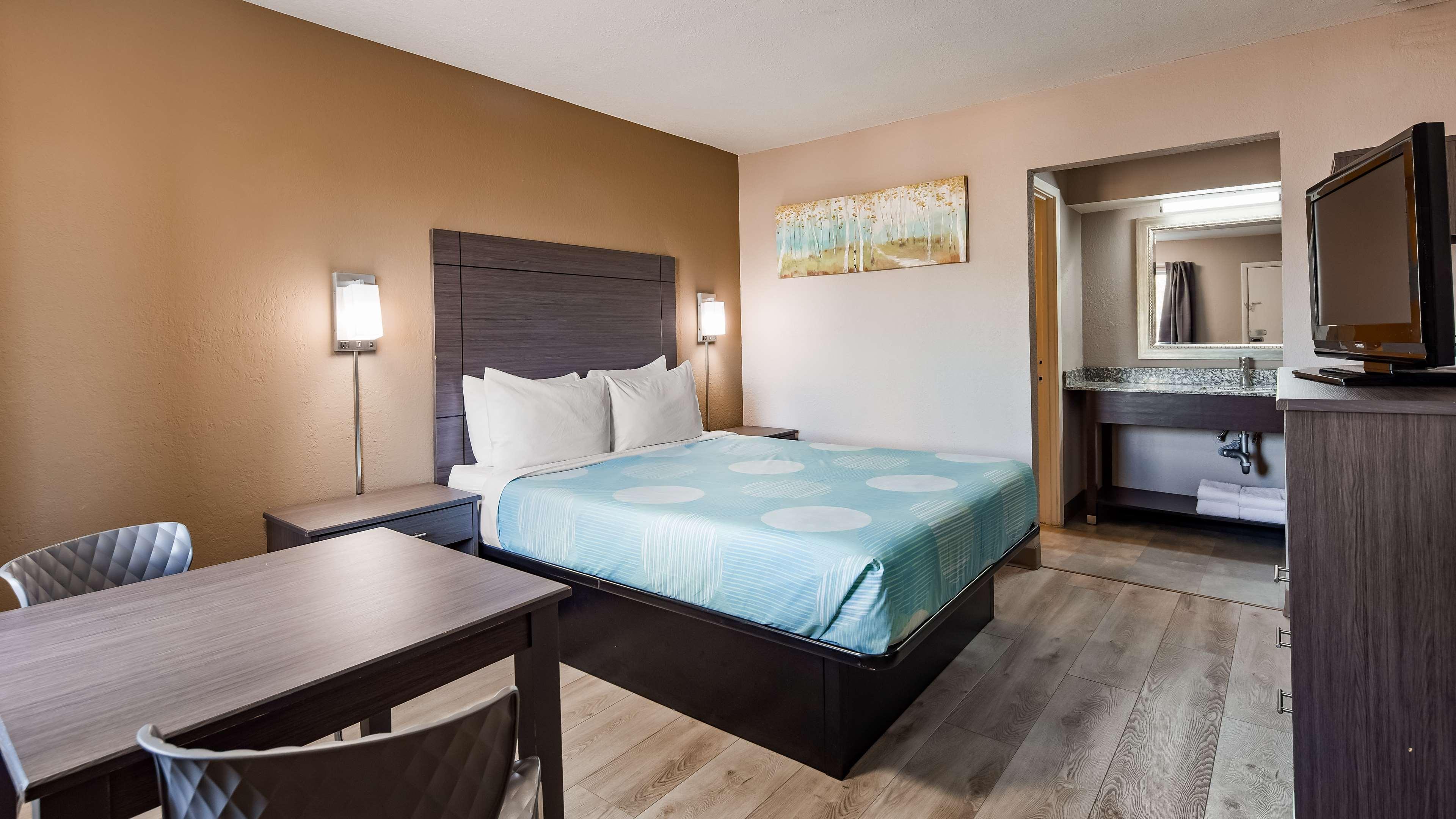 Surestay Hotel By Best Western Олатей Екстериор снимка